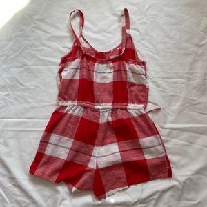 Old navy woman small plaid red white romper